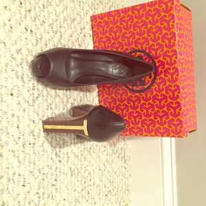 Tory burch pumps
